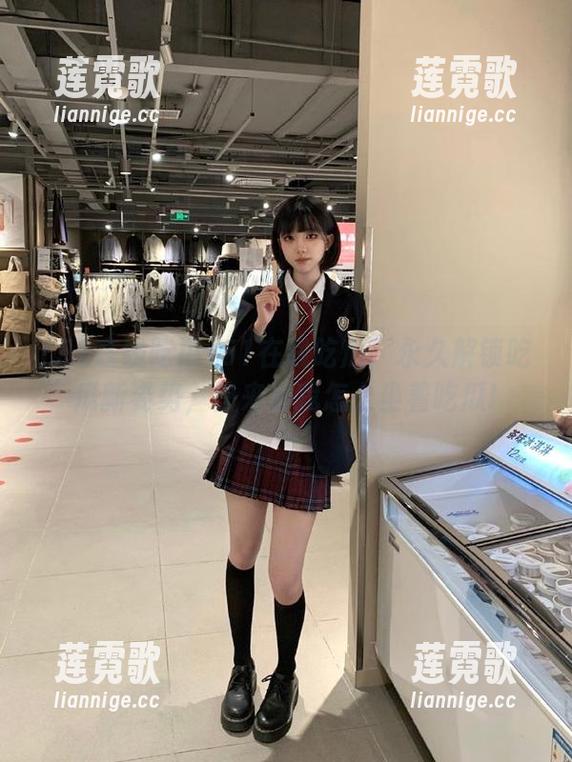 51在线吃瓜：永久解锁吃瓜新姿势，快来看我怎么坐着吃瓜!