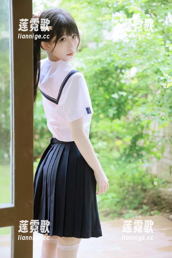 闷热的夏天，来“51黑料网”直达冰凉爽口的瓜，别嫌啰嗦～