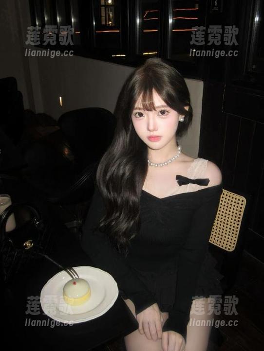 91吃瓜中心 咳咳,登录91吃瓜中心,上演瓜生大戏,脑海中各种八卦接踵而来。