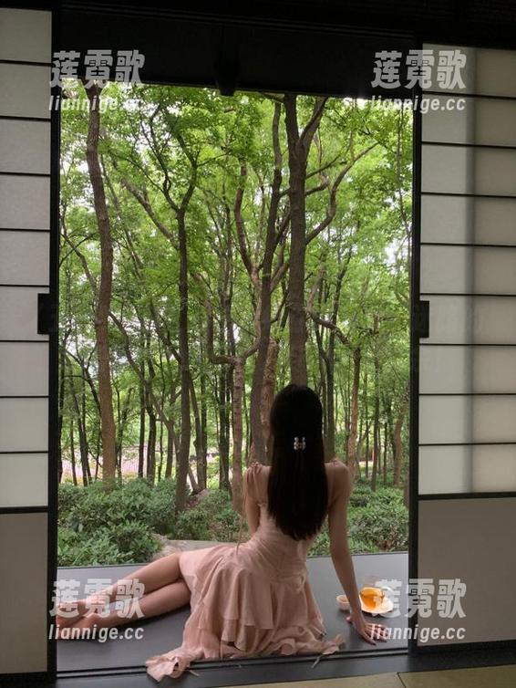 五一吃瓜给你带来永不迷路的黑料清单，让你在八卦界游刃有余！