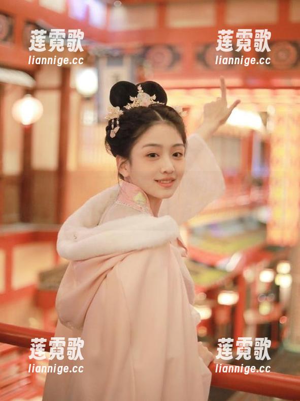 传送门开启，吃瓜网app带你飞越“八卦云端”！试试你有多少瓜能吃？