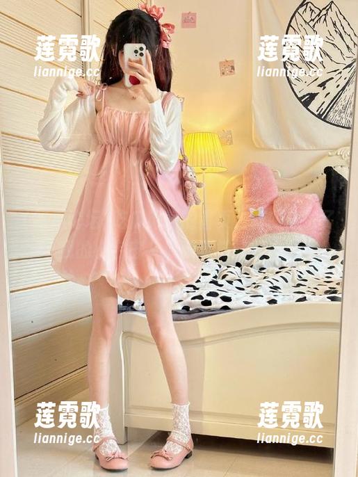 吃瓜论坛 吃瓜论坛的首页,转眼竟成了我的小宇宙,瓜就这样娃娃心!