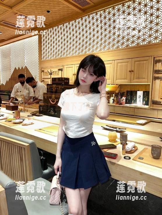 黑料不打烊，吃瓜网的姐妹们，永不迷路！就像下了黄金雨，满地都是八卦