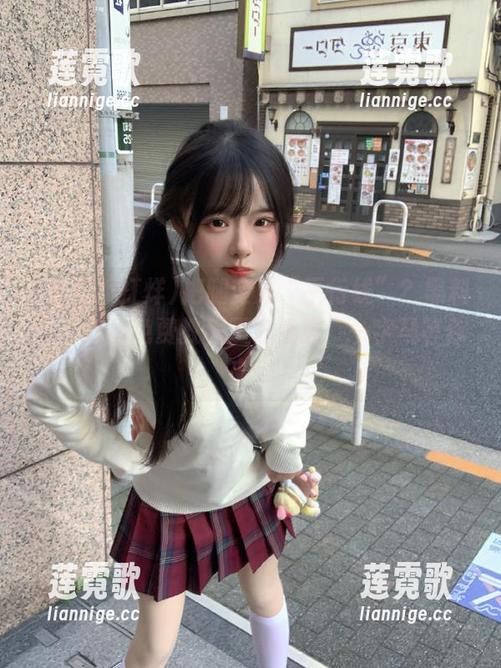 黑料不打烊 把腿变成“平行线”?黑料不打烊的免费教程正在直播,一字马等你来!