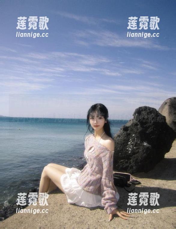 免费黑料来袭，“155.fu黑料不打烊”用流量喂饱吃瓜群众的好心态。