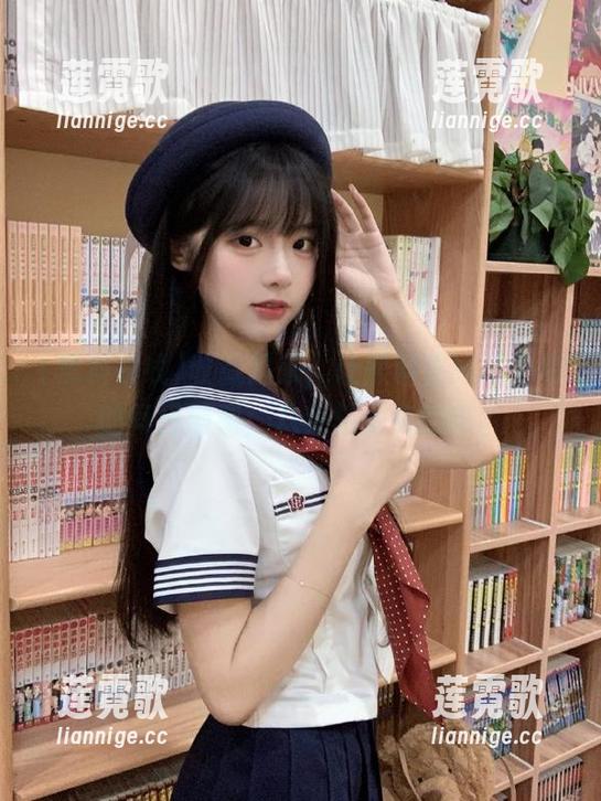 收藏起来，让黑料在线成为你的每日消遣，八卦总是有的嘛。