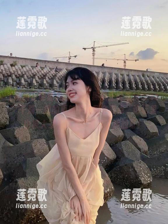 刚刚在“黑料正能量tttzzz”千篇一律的更新中找到个亮点，论坛里也被大家点醒了，厉害了我的哥！