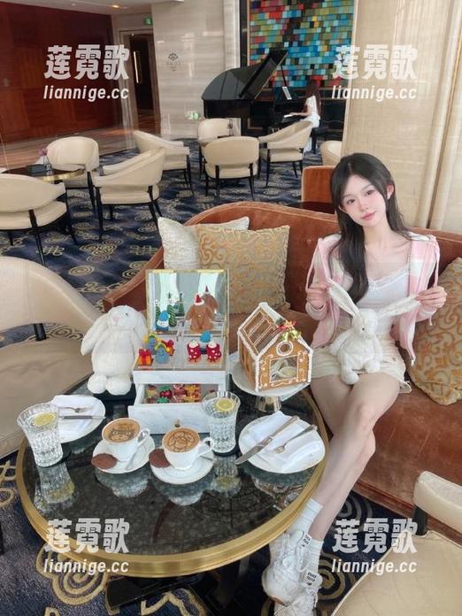 “黑料正能量”网页来袭，吃瓜时光无限延长！