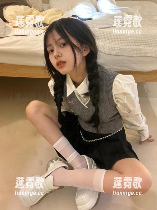 直达“黑瓜吃料”，后台其实藏着个狂欢派对